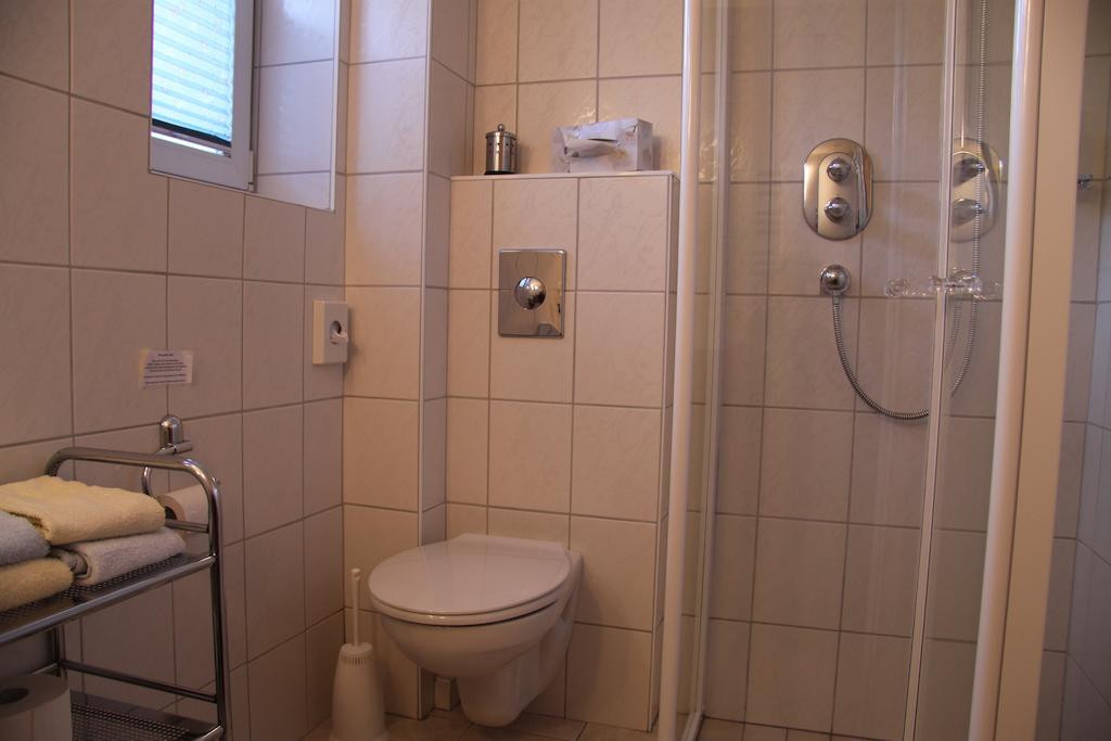 Ferienwohnungen Landgasthof Gilsbach Winterberg Værelse billede
