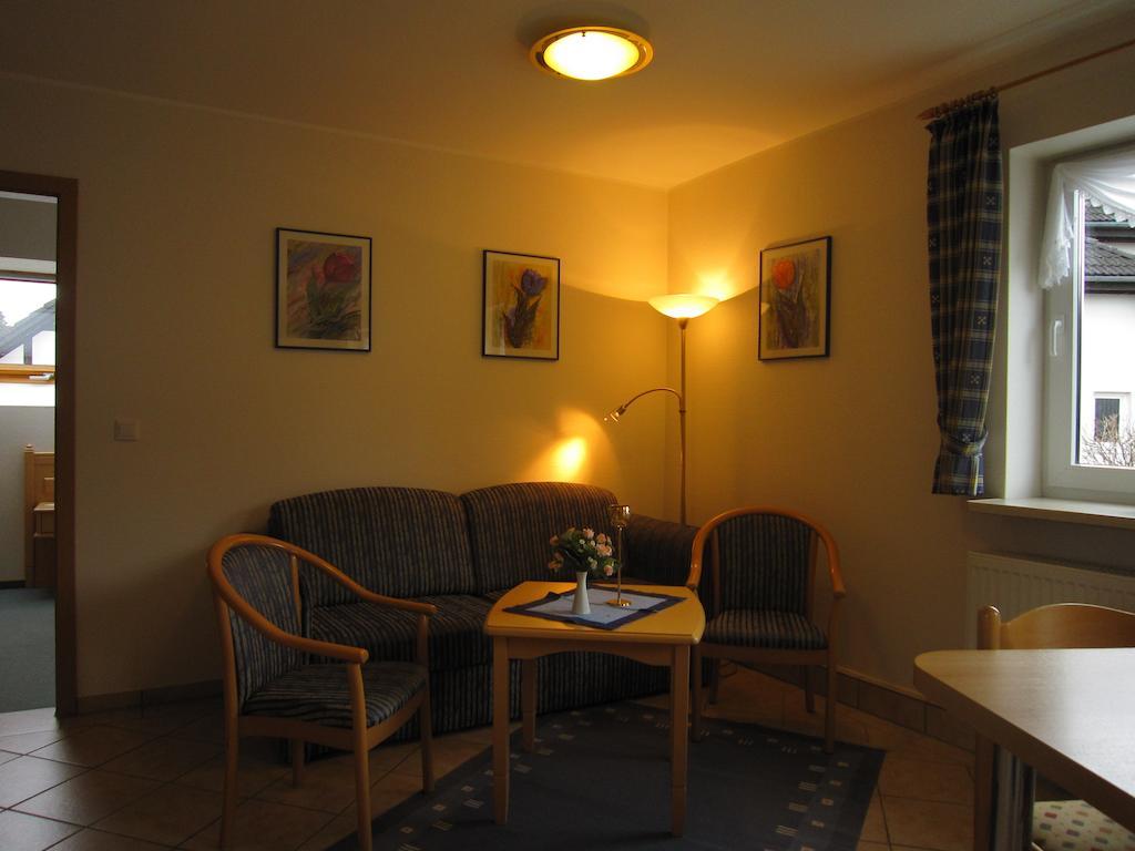 Ferienwohnungen Landgasthof Gilsbach Winterberg Værelse billede